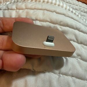 Apple Gold Charging Dock